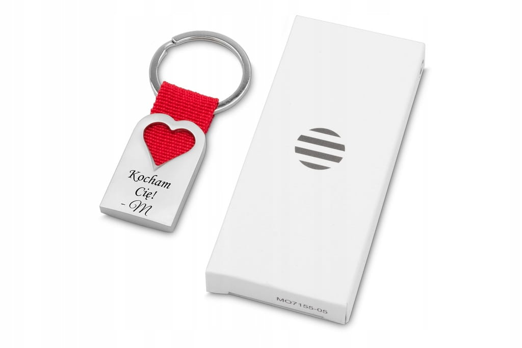 Personalizowany brelok metalowy serce z grawerem srebrny z czerwonym paskiem - obrazek 3